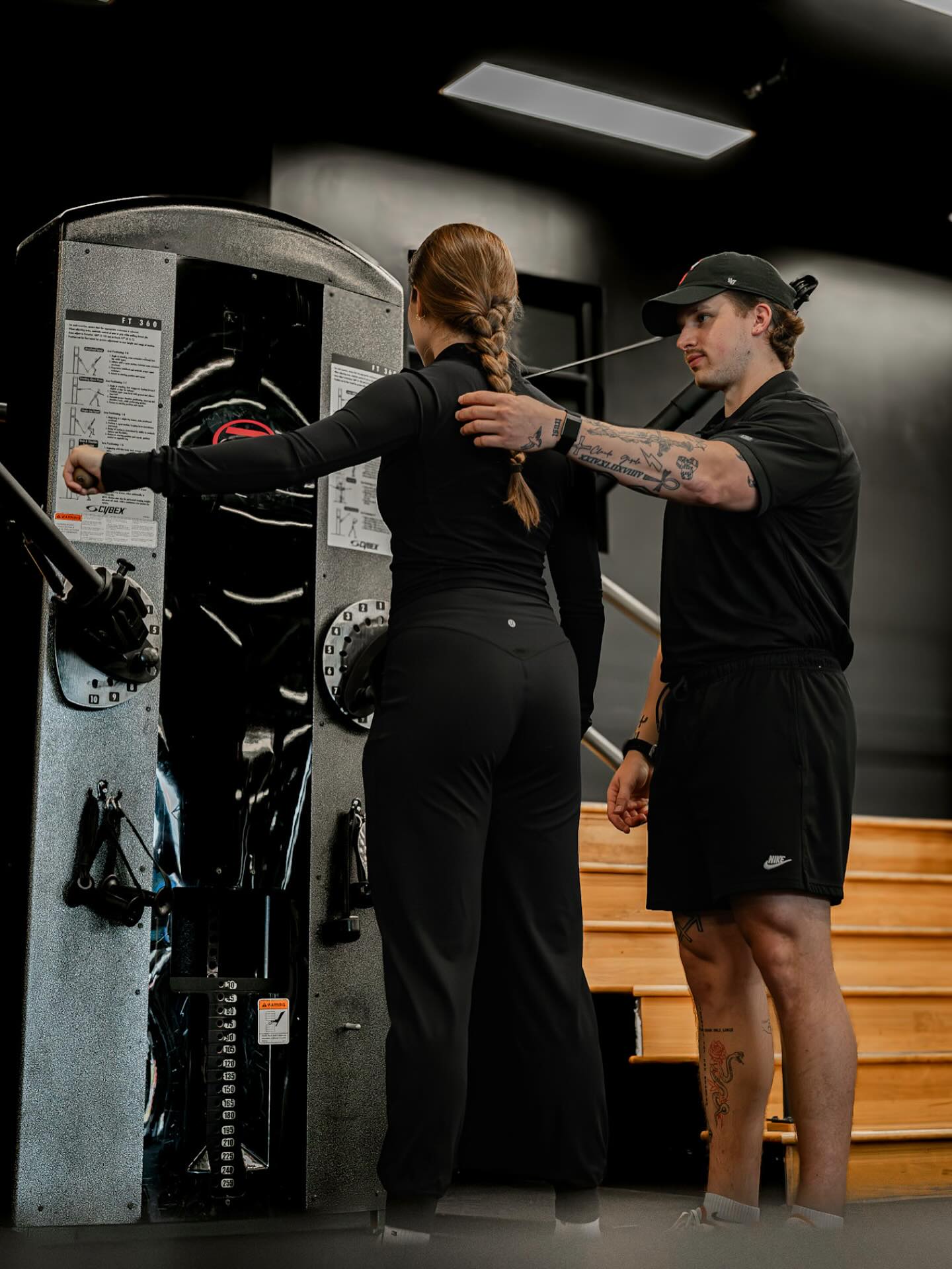Transform Your Fitness with a Personal Gym Trainer